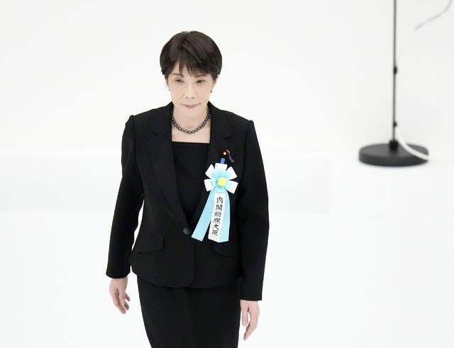<b>정부</b>, 日 <b>야스쿠니</b> 참배에 “역사 망각한 행위…개탄” 日관계자 초치