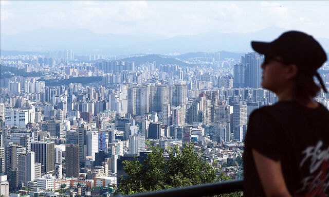 [단독] 서울 아파트 증여, 지난해 총량 넘어서… 내·외곽 안 가리고 활활