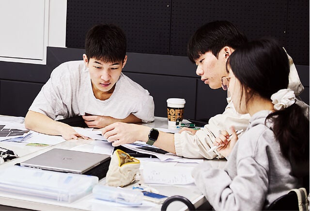 해야 할 꿈 찾고 경험 넓힌 후 위대함을 지향하라