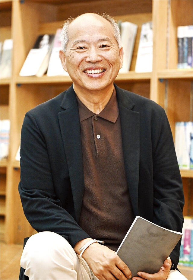 “당신 삶 진짜 주인은 돈입니까, 하나님입니까”