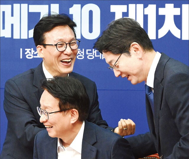 ‘DJ식 용인술’ 좇는 金… ‘전 의원 당직화’ 30여개 특위 풀가동