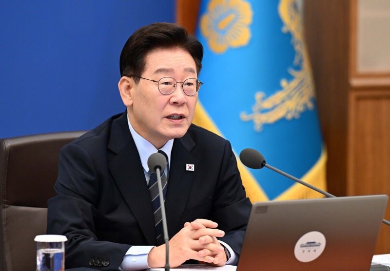 李<b>대통령</b> “입장 바꾸면 부정의인가” <b>종부세</b> 후퇴론 반박