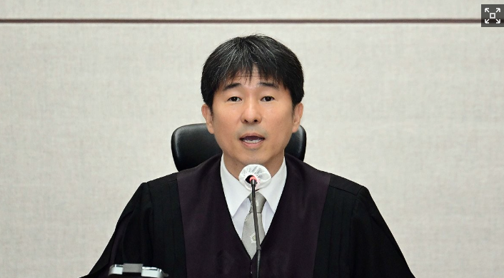 공수처, 지귀연 판사 기소… ‘409만원 향응’ 받은 혐의