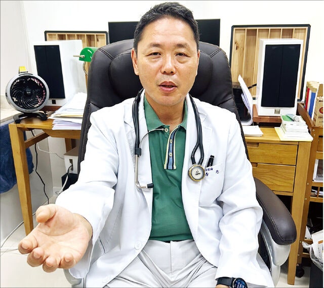 “응급실서 치료 못받는 아이들 찾아오면 달빛 포기할 수 없어”