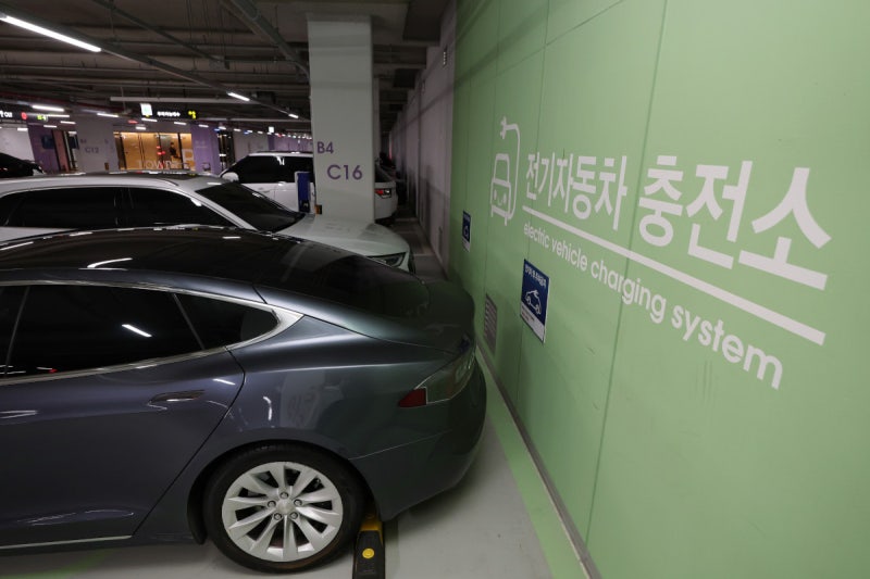 [포토] 추석 연휴 낮 전기차 충전 요금 할인