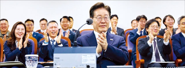 마하 5이상 속도로 적 목표 기습 타격… 전력화 첫 관문 넘었다