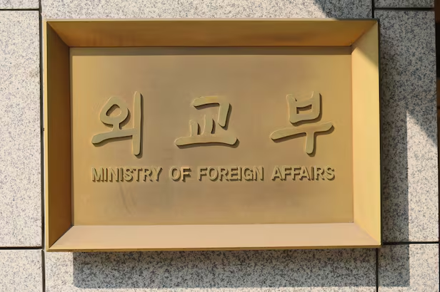 <b>정부</b>, 우크라 <b>공관원</b>까지 <b>철수</b>…항의성 추가 조치