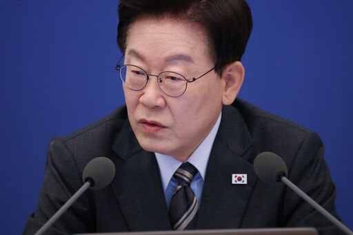 4일 연속 ‘<b>다문화</b>가족 지원’ 문제 <b>언급</b>한 李 “필요하지만 잘못된 부...