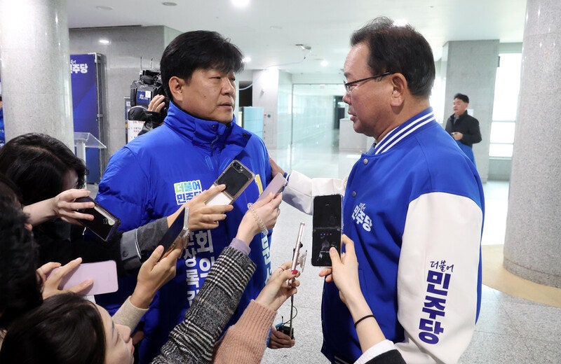 <b>양문석</b> '노무현 MB 유사 불량품' 막말에 이재명 "표현에 관대해야"