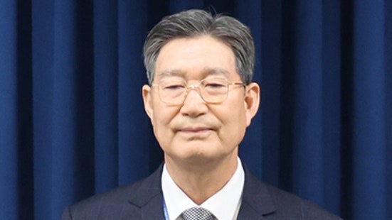 <b>차명 부동산 논란</b> <b>오광수</b>, 경향·한겨레 "재산 은닉은 변명의 여지 없어...