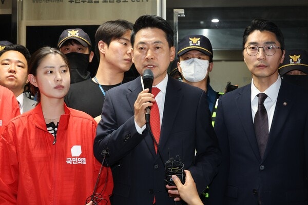 장동혁 '재선거' 주장에 동아일보 "또 꼼수 쓰나"