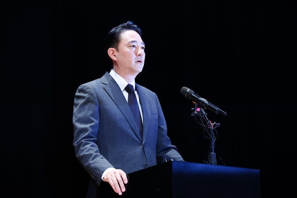 홍정도 부회장, 서울회생법원 출석… 중앙홀딩스 심문 절차 참석