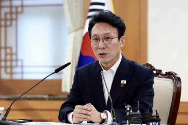 김민석 총리 "검찰개혁, 보완수사권 폐지 최종 정리… 국회 결정 존중"