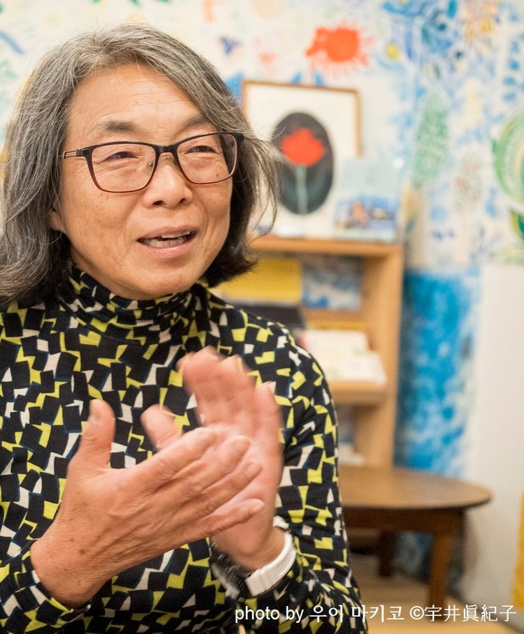 농업연구자 사와노보리 사나에(澤登早苗) 게이센여자학원대학 명예교수. 야마나시현 출생. 야마나시시 마키오카초에 있는 ‘후르츠 그로워 사와노보리’(Fruits Grower Sawanobori)에서 포도와 키위, 주스, 