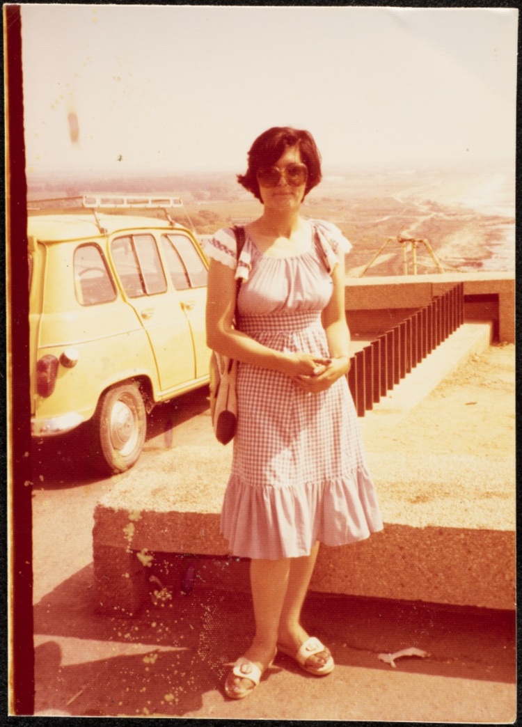 A colour photograph, taken in the 1970s, shows Palestinian writer Sahar Khalifeh. Photo: Palestinian Museum Digital Arch