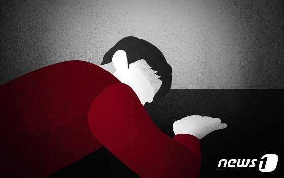 "뭘 봐" 행인 위 올라타 주먹질한 20대들…피해자는 이마뼈 함몰 | 인스티즈