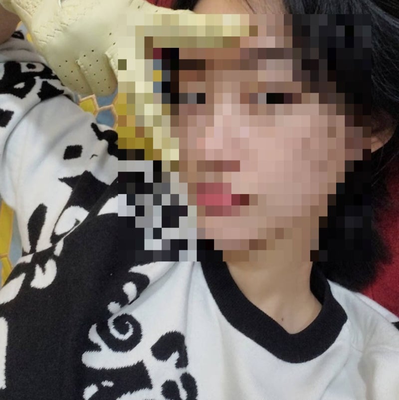 故이선균 <b>협박녀</b> 얼굴 공개됐다…"95년생 미혼모" 신상공개한 유튜버