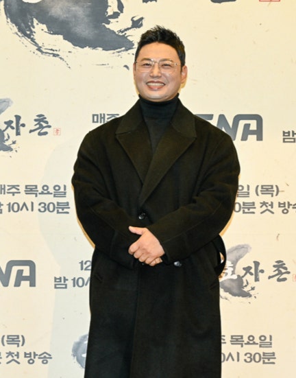'스타 트레이너' <b>양치승</b>, <b>강남구청</b> 고소…"수억 들인 헬스장 빼라고?"