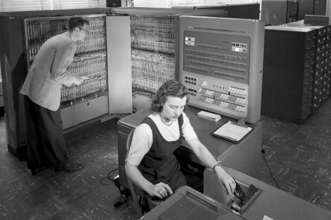 1957 IBM 704   ϴ ۾ڵ./=̱ װֱ(NASA)