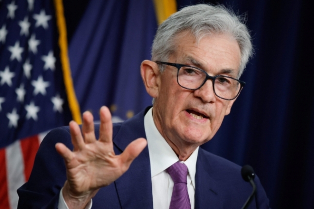 美國美聯儲（美聯儲和美聯儲）董事長杰羅姆·鮑威爾（Jerome Powell）在華盛頓（當地時間）將基本利率從每年5.25降低至5.50％，然後舉行了新聞發布會。