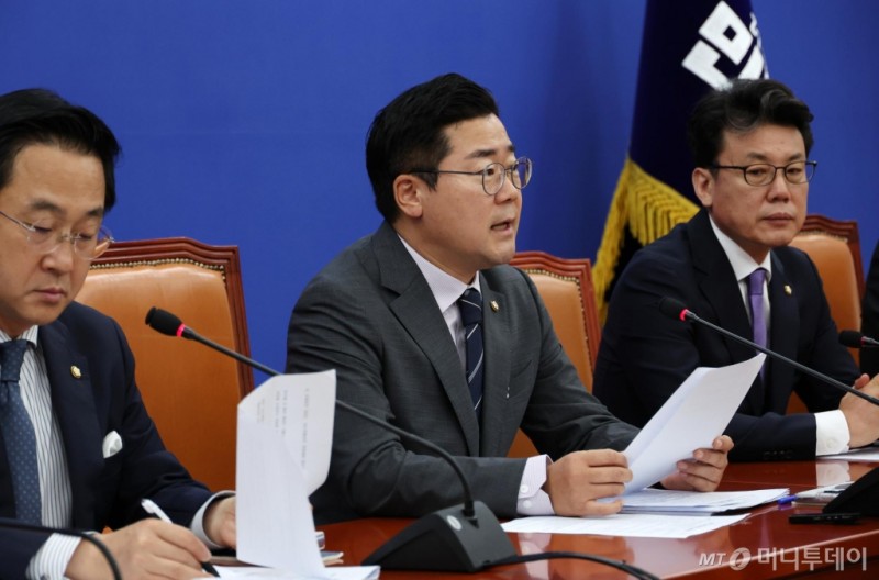 野<b>박찬대</b> "<b>한동훈</b> 대표, 거짓말할 시간에 <b>해병</b>대원 특검법 발의하라"