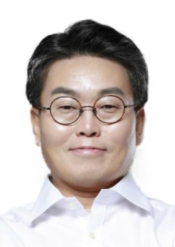 윤 대통령 '원년 참모' <b>강훈 정책홍보비서관 사의</b> 표명