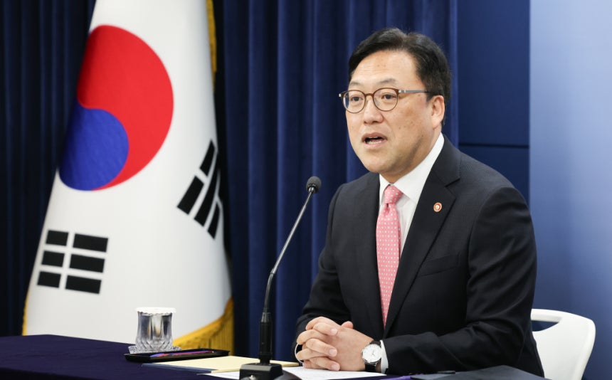 Kim Byung-hwan, Chairman of the Financial Services Commission, delivering opening remarks at a press briefing held at the Government Complex Seoul in Jongno-gu, Seoul, on the 30th of last month.