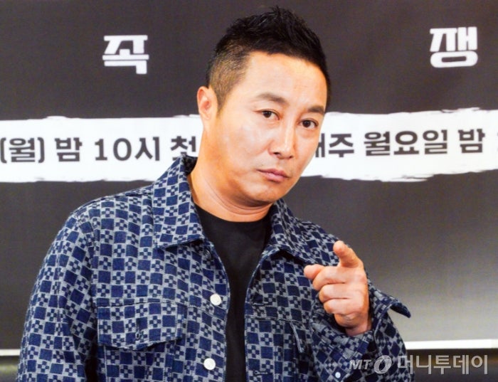 폭행설 부인한 <b>김병만</b> "<b>전처</b>, <b>30억</b> 요구…나 몰래 생명보험 수십개"