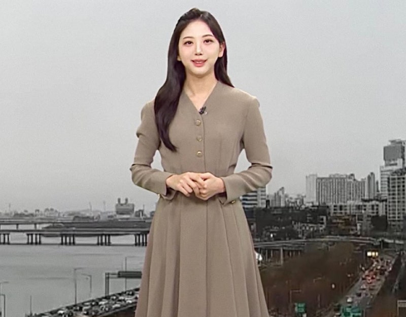 故<b>오요안나</b> '무단결근·동료 험담' 자료 유출…누리꾼 '갑론을박'