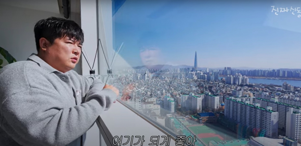 <b>슈주 신동</b>, 최강창민 살던 '30억 <b>아파트</b>'로 <b>이사</b>…유엔빌리지 떠났다