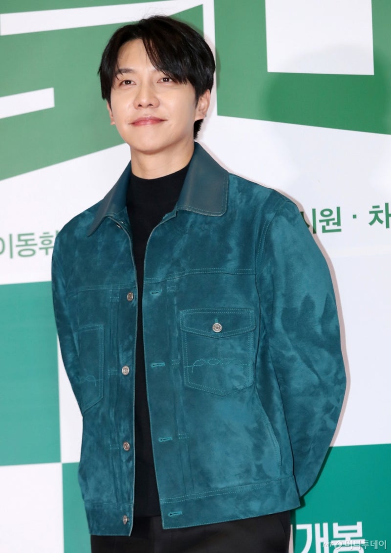 <b>이승기</b> 얼굴 내걸고 "투자자 모집"…소속사 "<b>초상권 도용</b> 광고 고소"