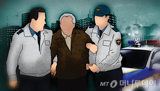 경기 하남시 한 대형마트에서 흉기로 직원을 찌른 60대 남성이 검찰에 넘겨졌다./사진=임종철 디자인기자 