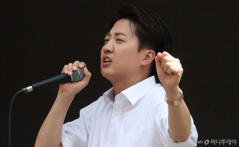 민주당 주도 '의원 제명' <b>시도</b>에 이준석 "<b>이재명</b> 유신<b>독재</b>의 서곡"