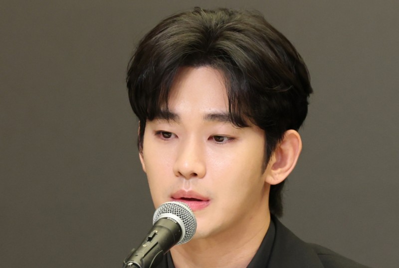 <b>김수현</b>-故 김새론 교제 증거 <b>진실</b>? 거짓?…<b>국과수</b>서 밝힌다