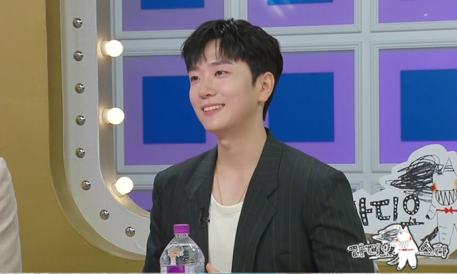 '제대' <b>고우림</b> "<b>김연아</b> 먼저 연락…4년간 <b>비밀 연애</b>"