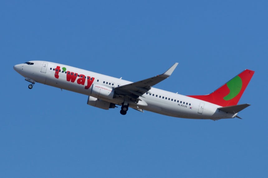 Ƽ¿þÀÌÇ×°ø B737-8KGÀÇ ¸ð½À/»çÁø= Ƽ¿þÀÌÇ×°ø Á¦°ø