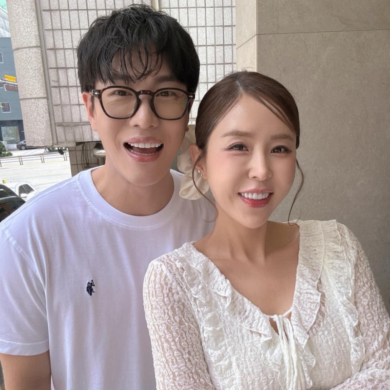 <b>문원</b>, 신지 측에 '<b>협의이혼</b>서' 공개…사생활 루머 적극 <b>해명</b>