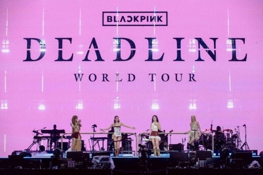 <b>블랙핑크 콘서트</b> '시야 제한' <b>논란</b>…YG "후속 조치 진행" 사과