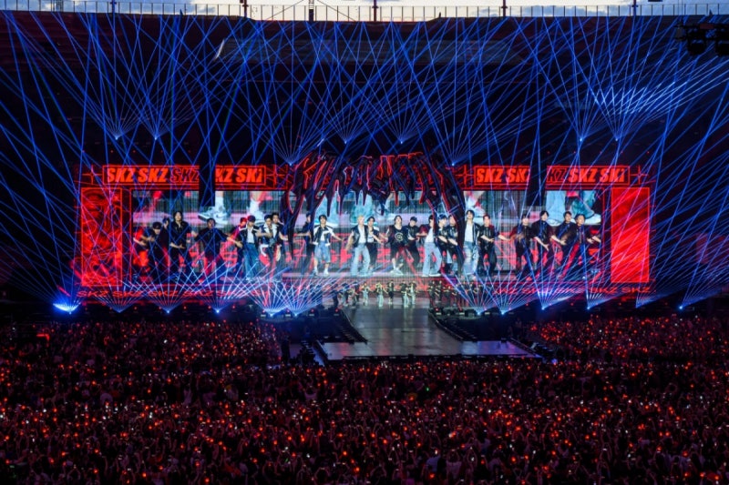 <b>스트레이키즈</b>, 독일 최대 규모 K팝 단독 콘서트 성사…월드<b>투어</b> 순항
