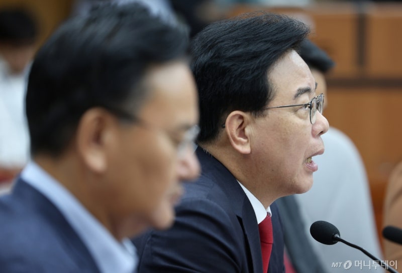 <b>송언석</b> "<b>특검법</b> 합의 <b>파기</b>, 이재명 정권 수뇌부 합작 사기극"