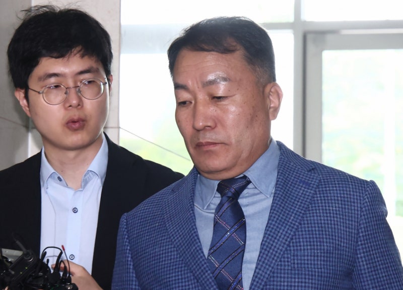 '<b>VIP 격노</b> 인정' 김계환 <b>특검</b> 출석…"혐의 전반적으로 조사 진행"