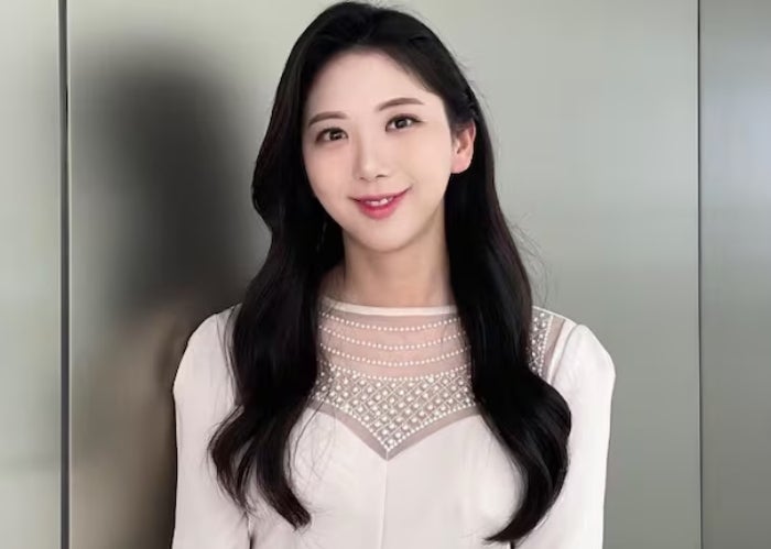 故<b>오요안나</b> 1주기…MBC "프리랜서 <b>기상캐스터</b> 제도 <b>폐지</b>"