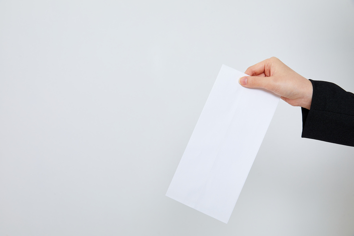 모르는 동료 청첩장에 축의금 안 냈다가 뒷말 들음 어이없네?