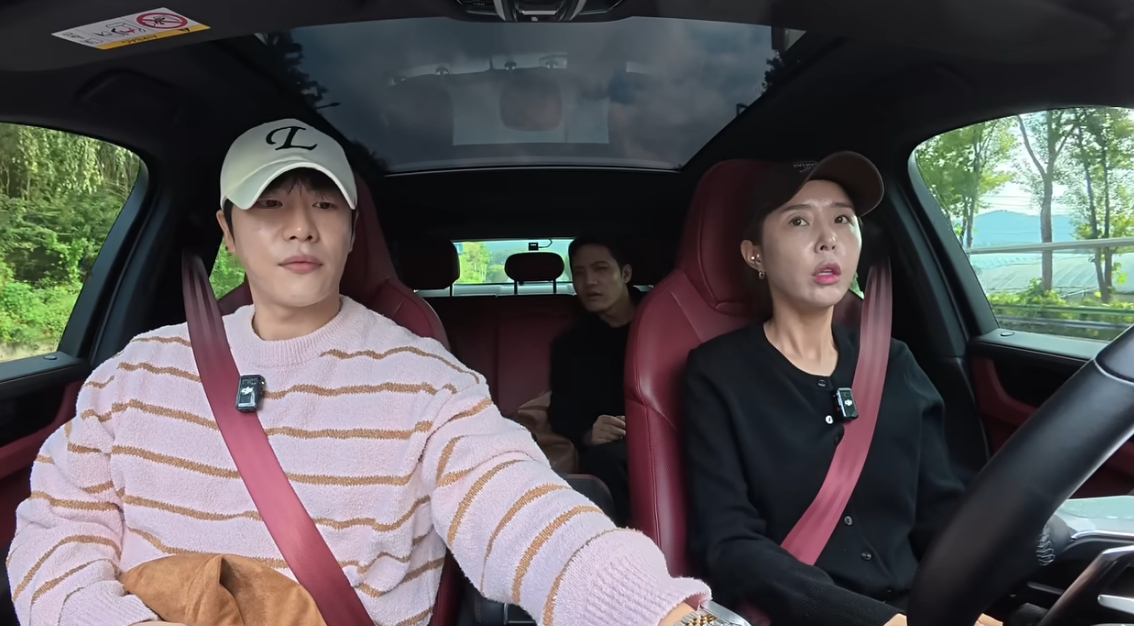 <b>신지</b>, <b>문원</b>에 15년 탄 <b>포르쉐</b> 주고 '똑같은 차' 또 샀다…"생명 지켜준 ...