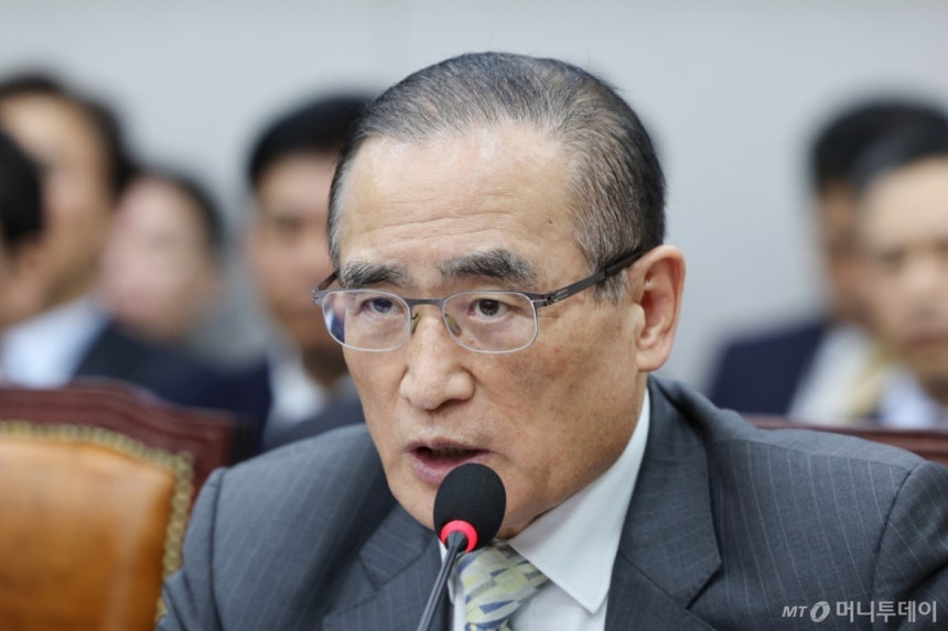 (서울=뉴스1) 신웅수 기자 = 위성락 국가안보실장이 6일 서울 여의도 국회에서 열린 국회운영위원회의 대통령비서실 등에 대한 국정감사에서 의원 질의에 답변하고 있다. 2025.11