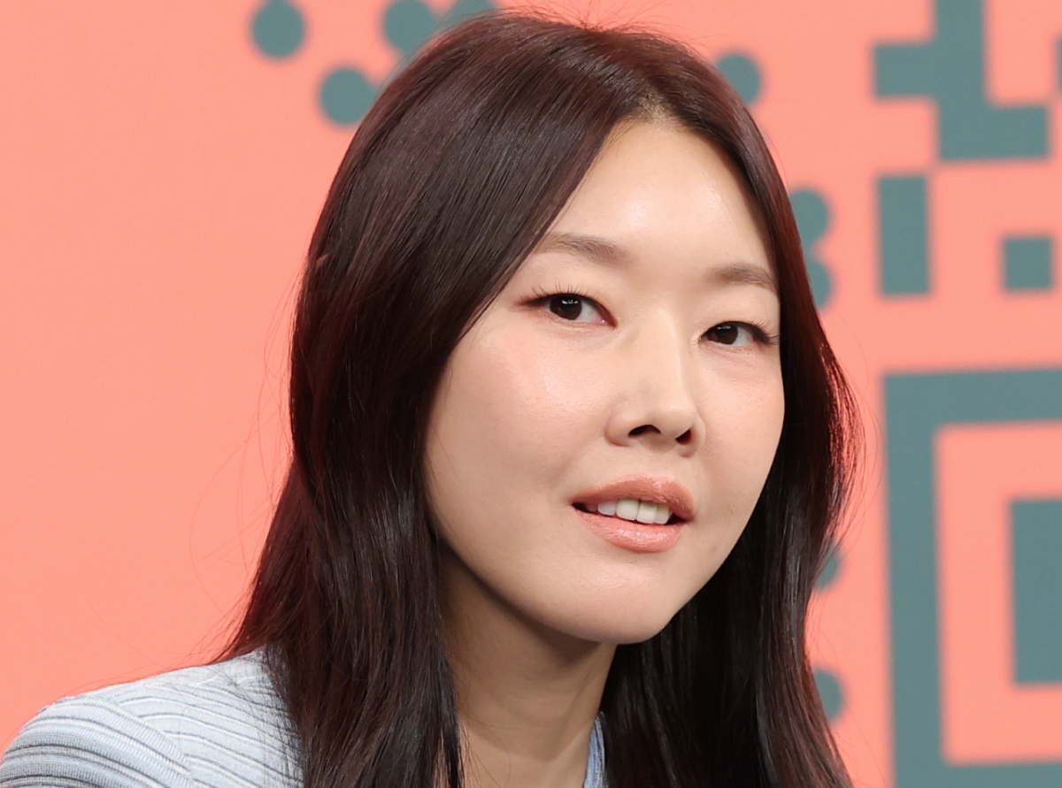 <b>한혜진</b>이 코인 방송을?…<b>해킹</b>→삭제됐던 <b>유튜브</b> 채널 <b>복구</b>