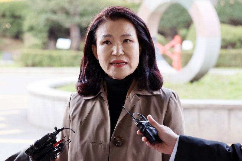 <b>이진숙</b> "민주당이 절 <b>탄핵</b>했다" <b>발언</b>…경찰 "혐의없음"