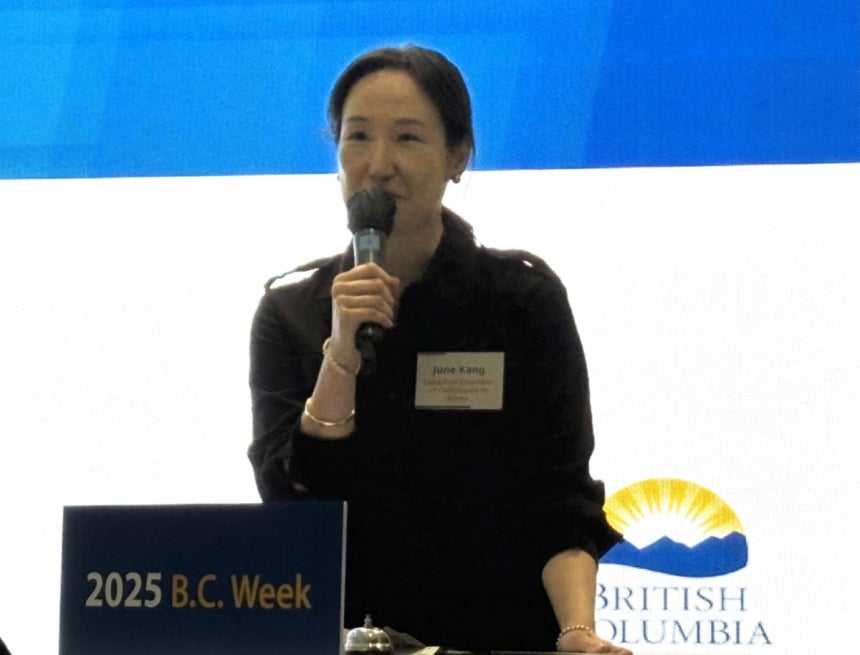 강주은 주한캐나다상공회의소 회장이 지난 11월25일 저녁 서울 중구 동대문디자인플라자(DDP)에서 열린 캐나다 브리티시컬럼비아(B.C.)주정부 한국대표부 리셉션(연회)에서 인사하고 있다. / 사진=김인한 기자