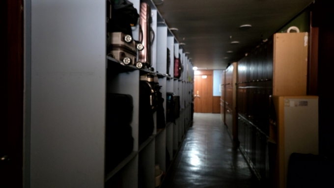 서울 구로구 중국동포교회는 외국인 노숙인 40여명을 대상으로 숙식을 제공한다.사진은 노숙인들의 짐이 놓여 있는 모습./사진=김서현 기자.