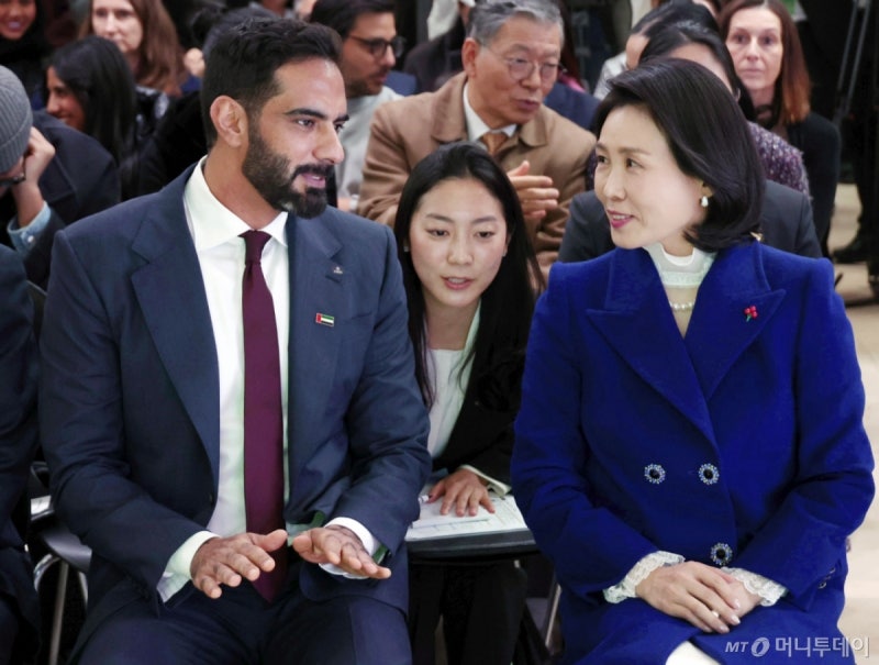 <b>김혜경 여사</b>, <b>한-UAE</b> 공동기획 전시 참석…"<b>문화협력</b> 성숙 계기"